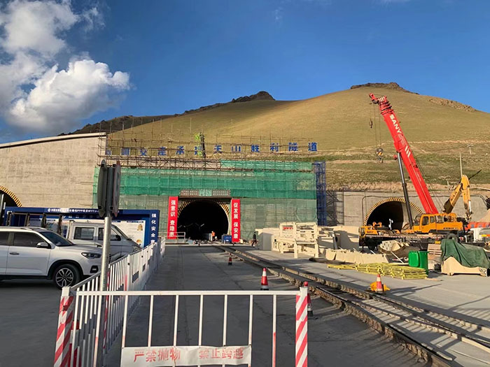 信丰县铁路桥梁高性能混凝土用2024欧洲杯